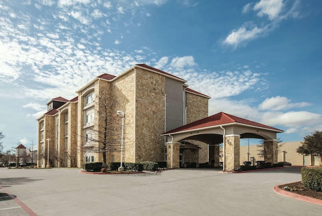Gallery - La Quinta Inn & Suites By Wyndham Mansfield Tx