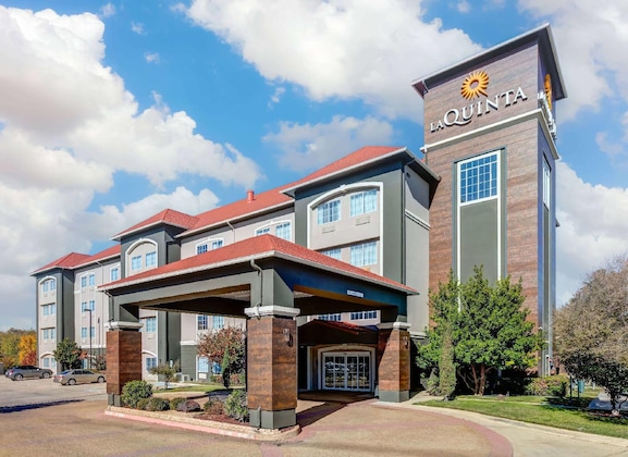 Gallery - La Quinta Inn & Suites By Wyndham Fort Worth Ne Mall