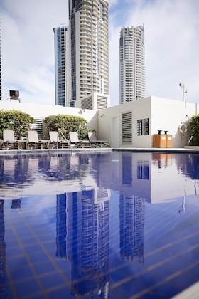 Gallery - Hilton Surfers Paradise Hotel & Residences