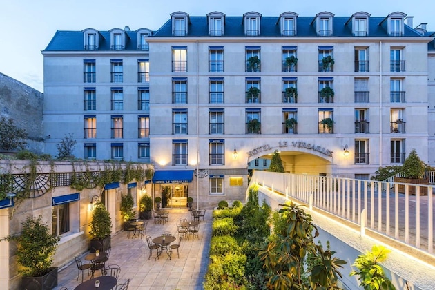 Gallery - Hotel Le Versailles
