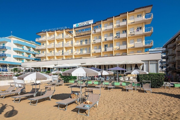 Gallery - Hotel Astor