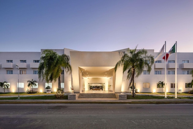 Gallery - Wyndham Garden Playa Del Carmen