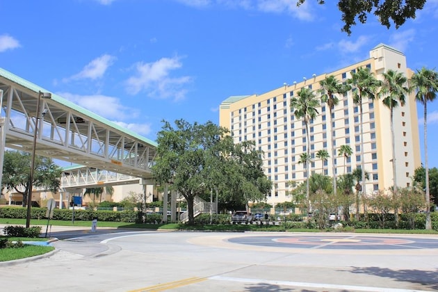 Gallery - Rosen Plaza Hotel