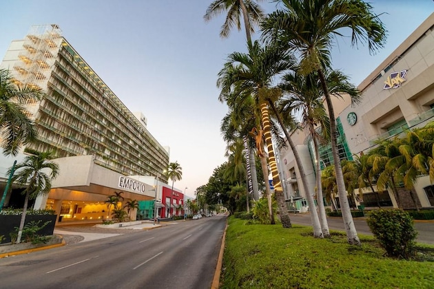 Gallery - Hotel Emporio Acapulco