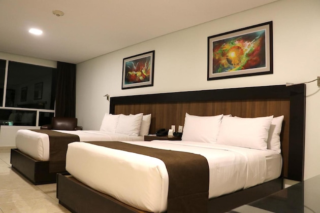 Gallery - Hotel & Suites Pf