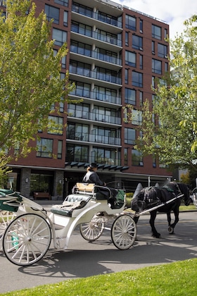 Gallery - The Oswego Hotel