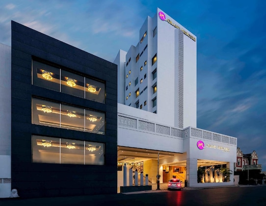 Gallery - Grand Mercure Vadodara Surya Palace Hotel
