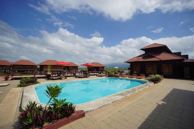 Gallery - Shwe Inn Tha Floating Resort Hotel