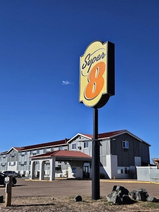 Gallery - Super 8 By Wyndham Holbrook