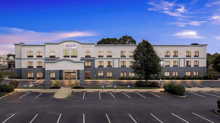 Gallery - Spark By Hilton Lancaster Dutch Country