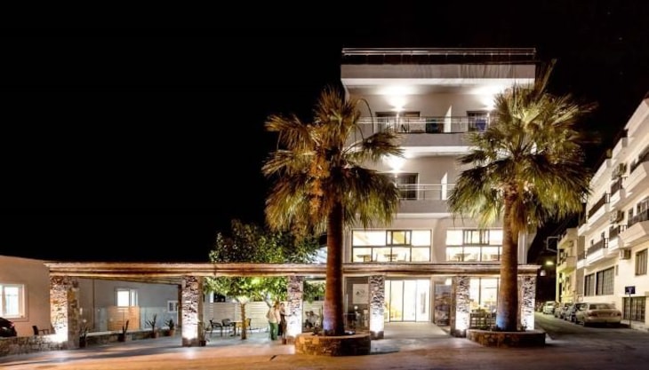 Gallery - Pollis Hotel
