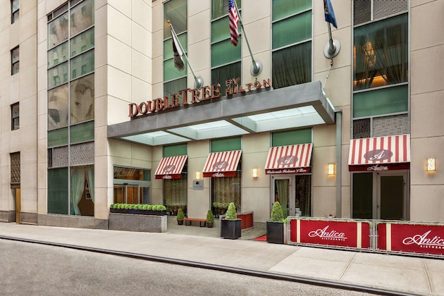 Gallery - DoubleTree By Hilton New York Downtown