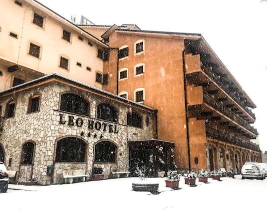 Gallery - Leo Hotel