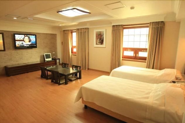 Gallery - Gwangju Palace Tourist Hotel