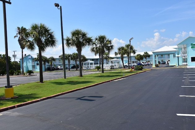 Gallery - Destin Inn And Suites