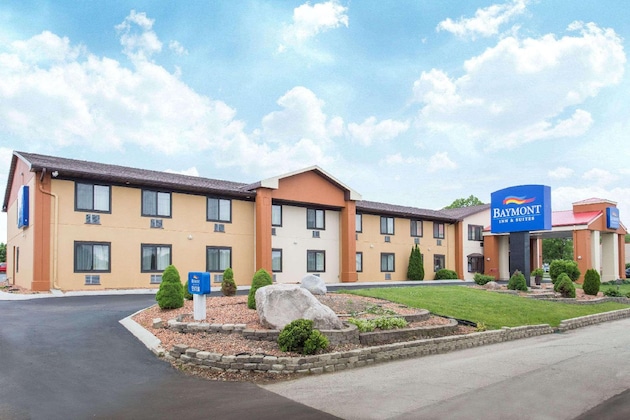 Gallery - Baymont By Wyndham Waukesha