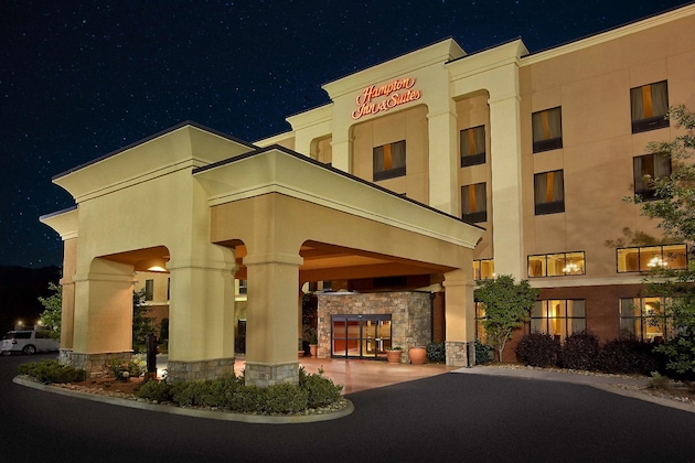 Gallery - Hampton Inn & Suites Sevierville @ Stadium Drive