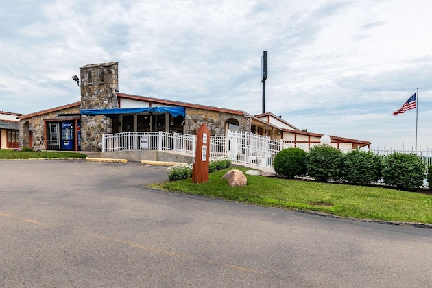 Gallery - Rodeway Inn