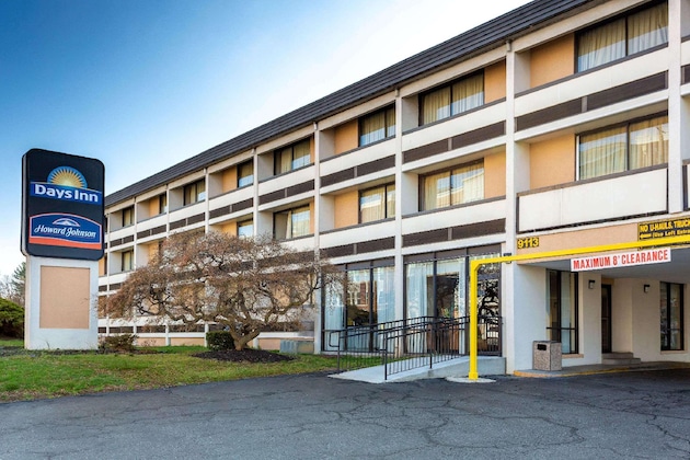 Gallery - Days Inn By Wyndham College Park