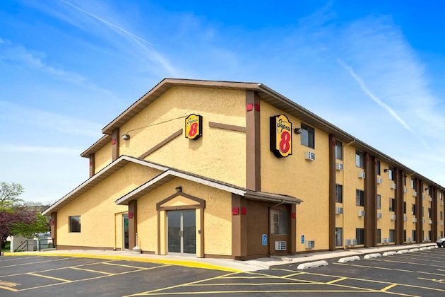 Gallery - Super 8 By Wyndham Cedar Rapids