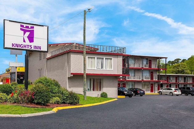 Gallery - Knights Inn Fayetteville