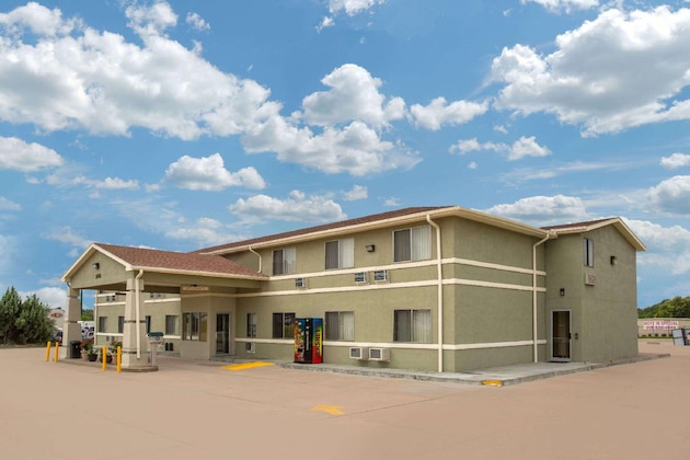Gallery - Days Inn By Wyndham North Platte