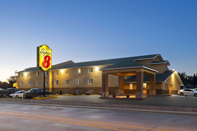 Gallery - Super 8 By Wyndham Dodge City