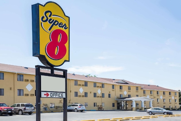 Gallery - Super 8 By Wyndham Great Falls Mt