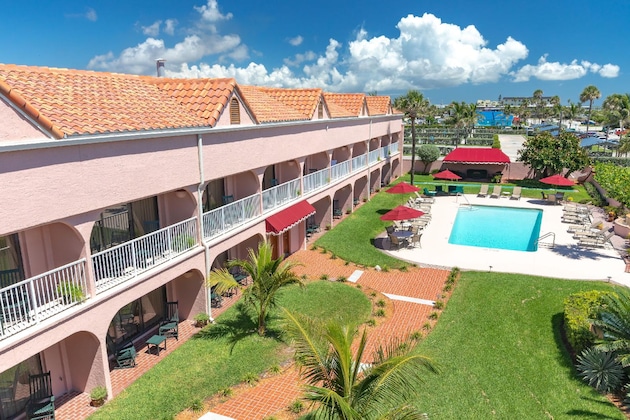 Gallery - The Inn At Cocoa Beach