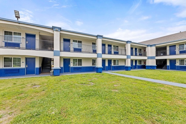 Gallery - Days Inn By Wyndham Mckinney