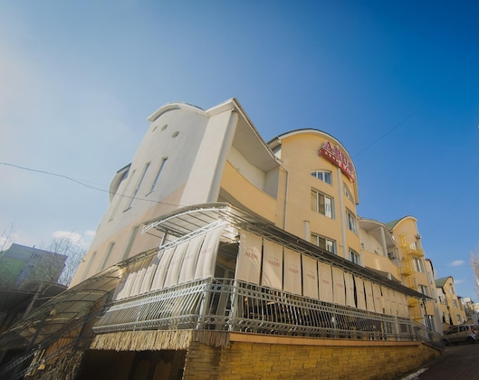 Gallery - Villa Arus