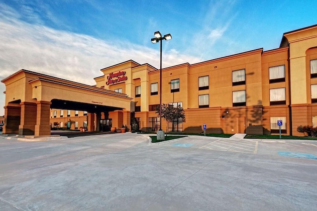 Gallery - Hampton Inn & Suites Altus