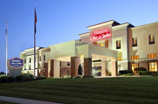 Gallery - Hampton Inn & Suites Madisonville