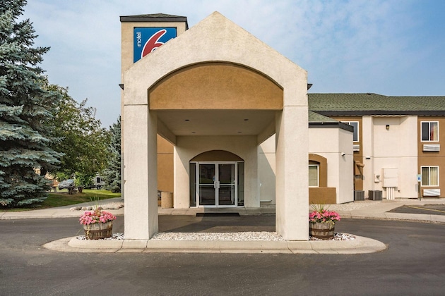 Gallery - Motel 6 Bozeman