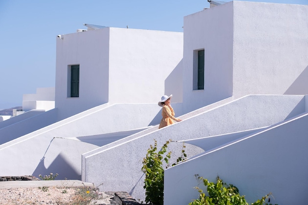 Gallery - Avant Garde Suites