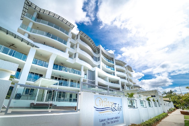Gallery - Waters Edge Apartment