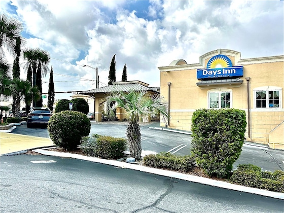 Gallery - Days Inn By Wyndham Pensacola - Historic Downtown