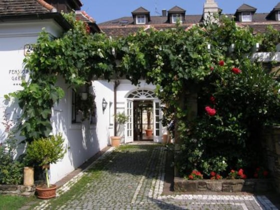 Gallery - Hotel-Pension Landhaus Fuhrgassl-Huber