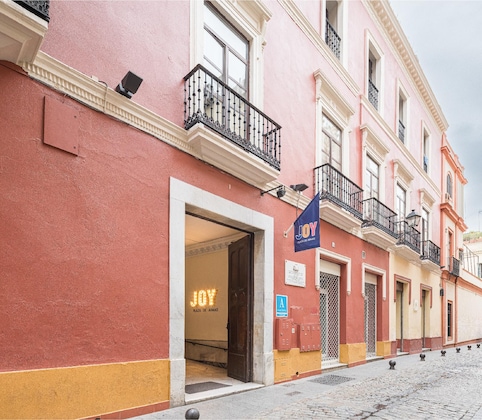 Gallery - Oasis Backpackers' Palace Seville