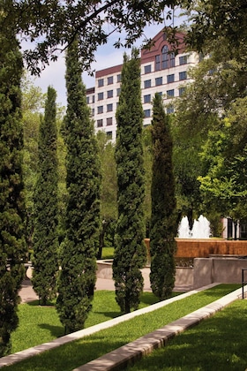 Gallery - Renaissance Austin Hotel