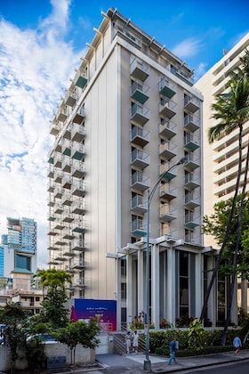 Gallery - Shoreline Hotel Waikiki