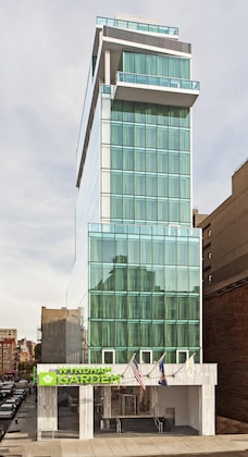 Gallery - Wyndham Garden Chinatown