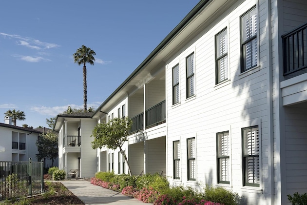 Gallery - The Steward Santa Barbara Tribute Portfolio