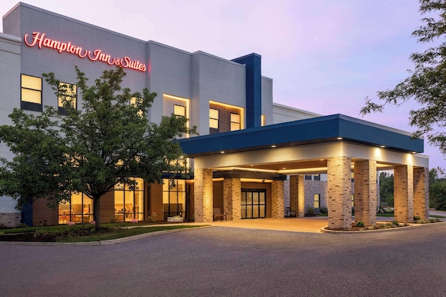 Gallery - Hampton Inn & Suites Valparaiso