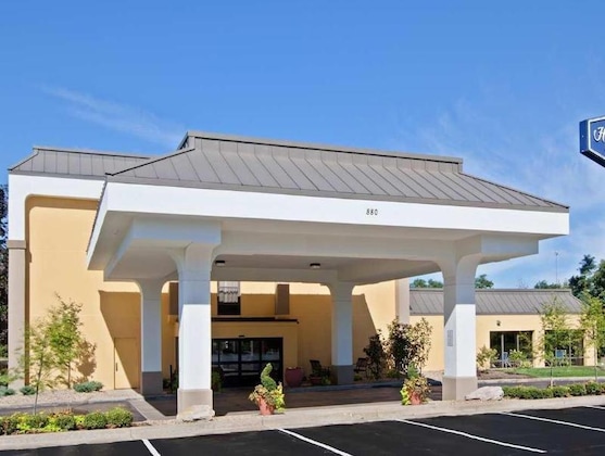Gallery - Hampton Inn Youngstown-West I-80