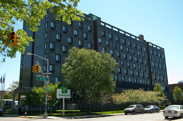 Gallery - The Laguardia Hotel (Closed)