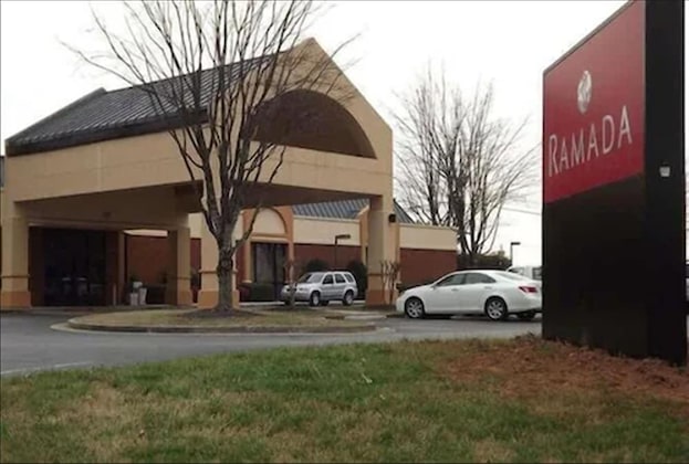 Gallery - Ramada By Wyndham Gainesville