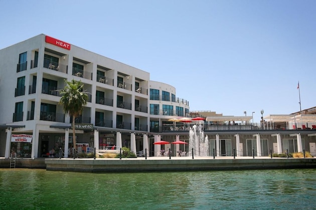 Gallery - Heat Hotel