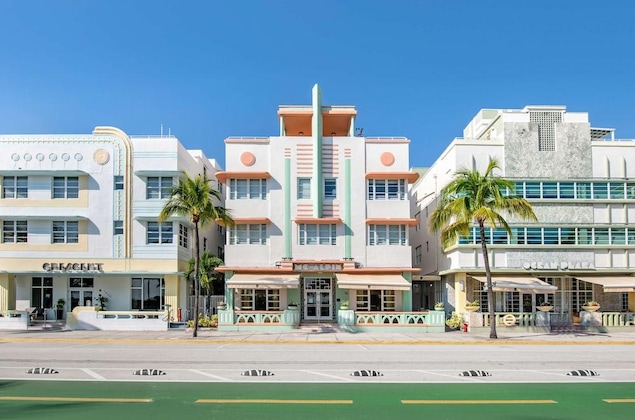 Gallery - Hilton Vacation Club Crescent On South Beach Miami