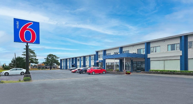 Gallery - Motel 6 Sault Ste. Marie, On